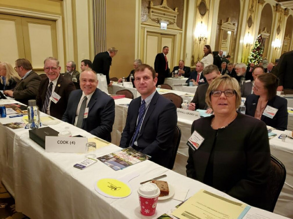 Downtown Meeting delegates