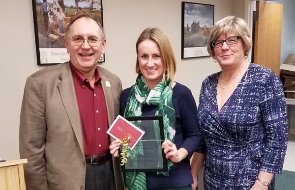 2017VolunteerAward1
